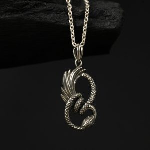 Mặt dây chuyền bạc Prometheus từ Pallas chính là một bản hùng ca – nơi tôn vinh những tâm hồn can đảm, sự hy sinh và ý chí kiên cường.